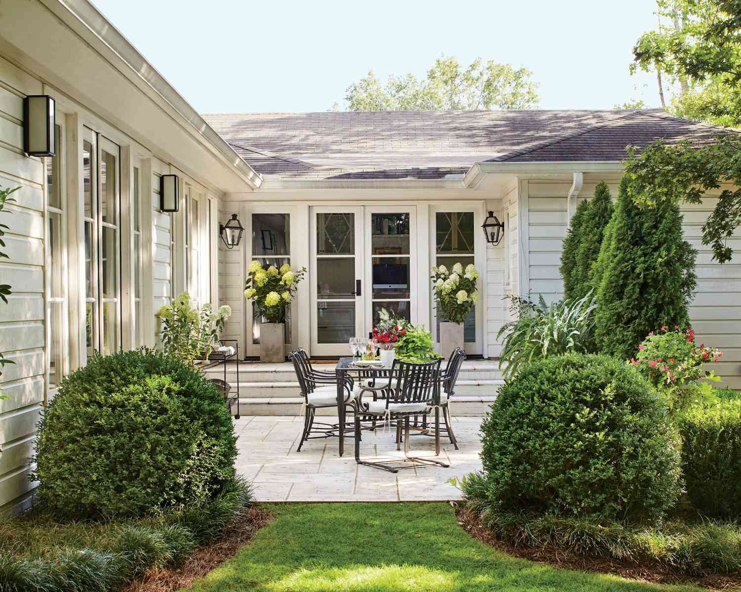 backyard renovation mistakes
